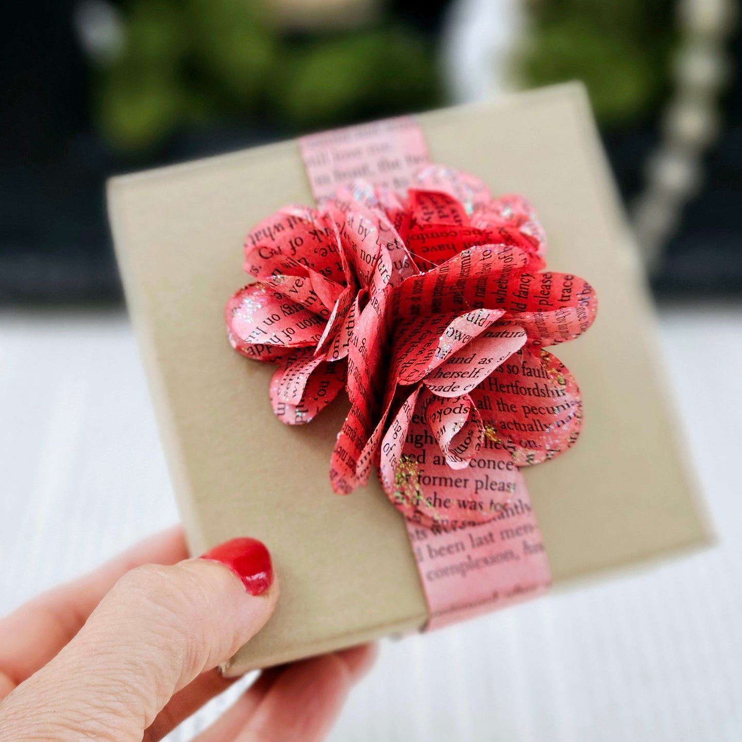 Red Rose Bookish Gift Box